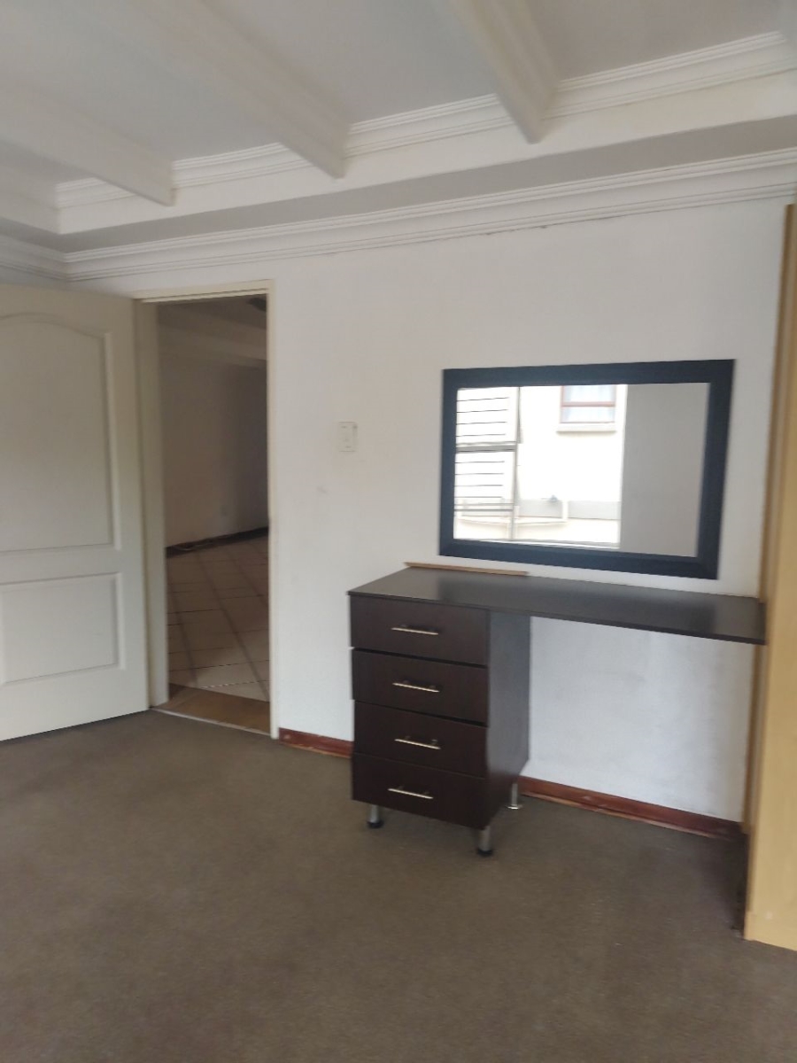 2 Bedroom Property for Sale in Vaalpark Free State
